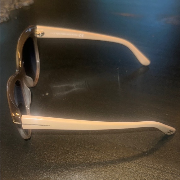 Tom Ford Tan Gradient Cateye Sunglasses - Picture 4 of 8